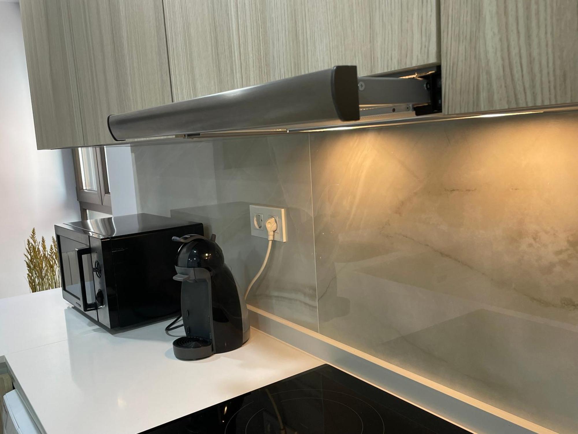 Fantastico Apartamento Trajano Parking Gratuito — Photos 2